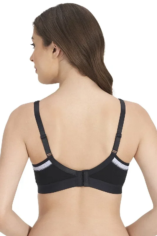 black-with-eventide-amante-all-day-active-bra