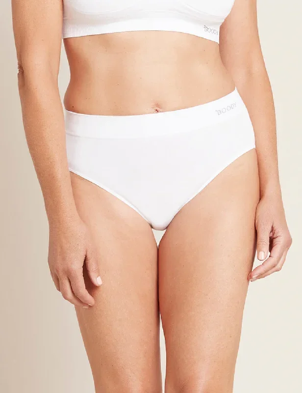 full-briefs-white