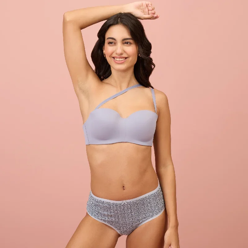 nykd-by-nykaa-the-ultimate-strapless-bra-blue-nyb027